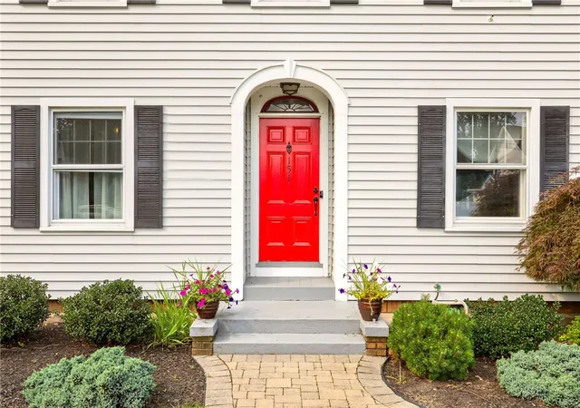2nd image of 151 Thomas Ave, Irondequoit, NY 14617 | MLS# R1698652