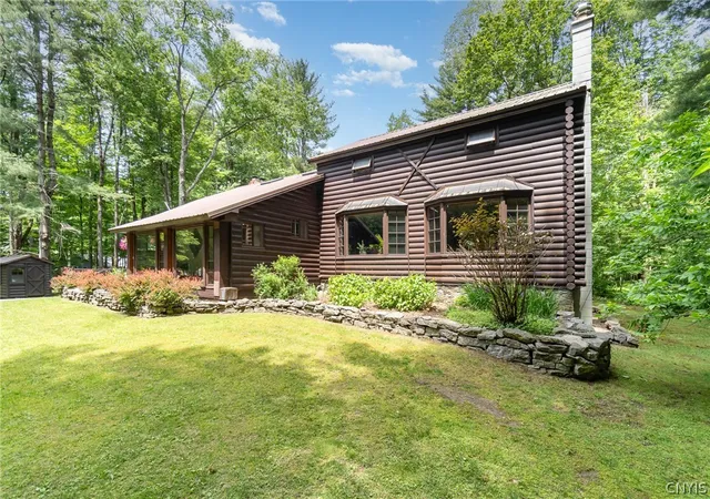 Photo 3 of Single family home for sale at 8520 Trenton Fls Prospect Rd, Remsen, NY 13438 | MLS# S1703096 | Listing updated on 2026-08-03