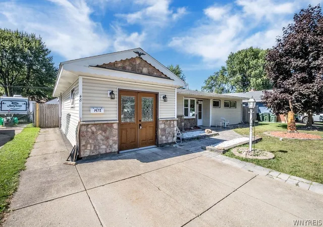 2nd image of 48 Lee St, Depew, NY 14043 | MLS# B1703647