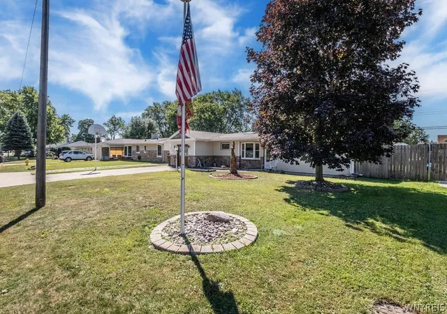 3rd image of 48 Lee St, Depew, NY 14043 | MLS# B1703647