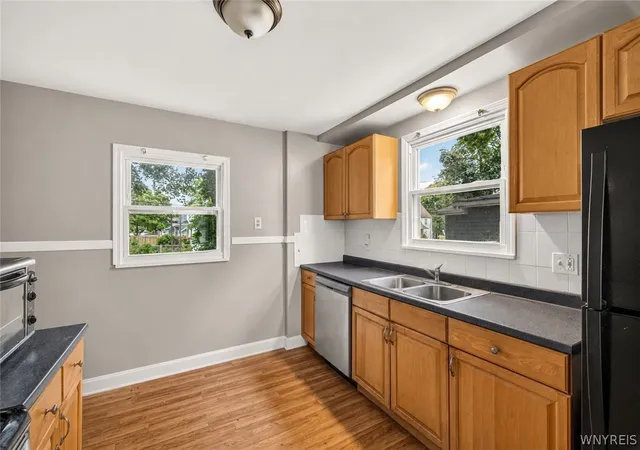 4th image of 2907 Lewiston Rd, Niagara Falls, NY 14305 | MLS# B1703807