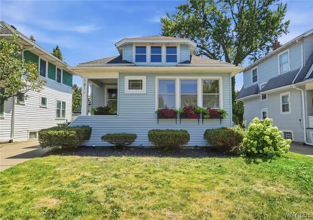 1st image of 181 Knowlton Ave, Tonawanda, NY 14217 | MLS# B1703556