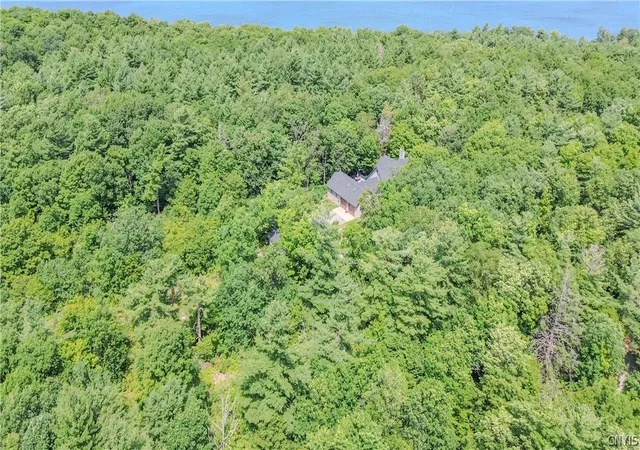 2nd image of 38047 Windward, Clayton, NY 13624 | MLS# S1703375