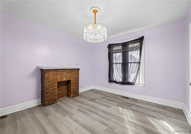 3rd image of 91 Burgard Pl, Buffalo, NY 14211 | MLS# B1703798
