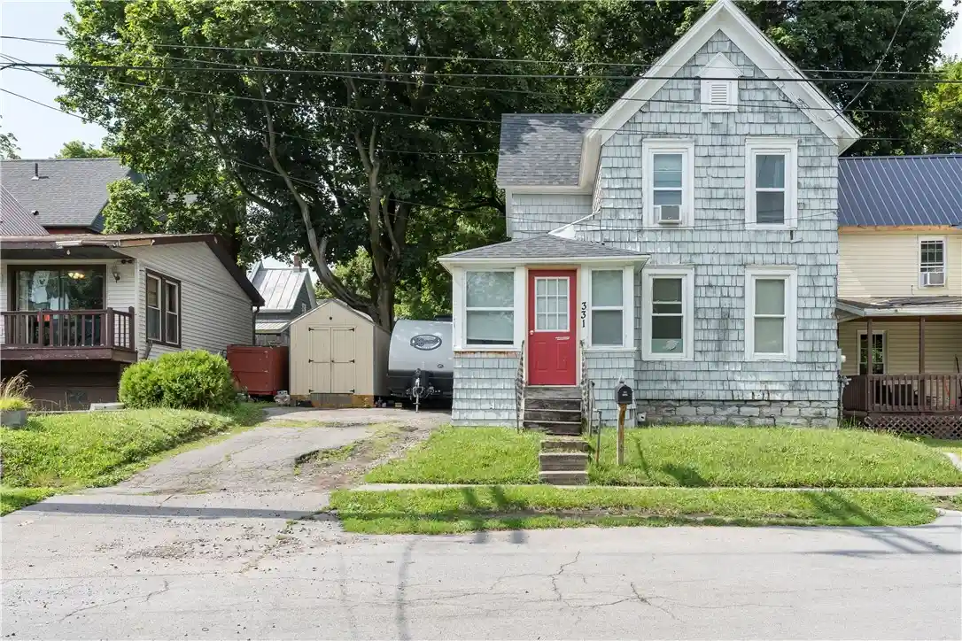 Photo 1 of Single family home for sale at 331 Moulton St, Watertown, NY 13601 | MLS# R1703498 | Listing updated on 2026-10-05