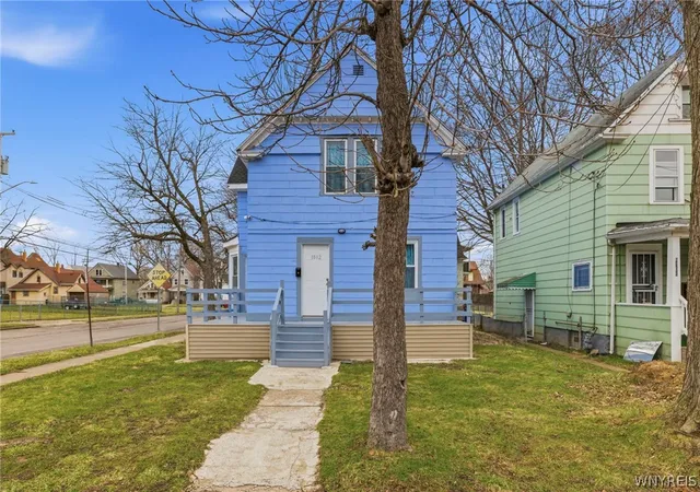 2nd image of 1802 Cleveland Ave, Niagara Falls, NY 14305 | MLS# B1703791