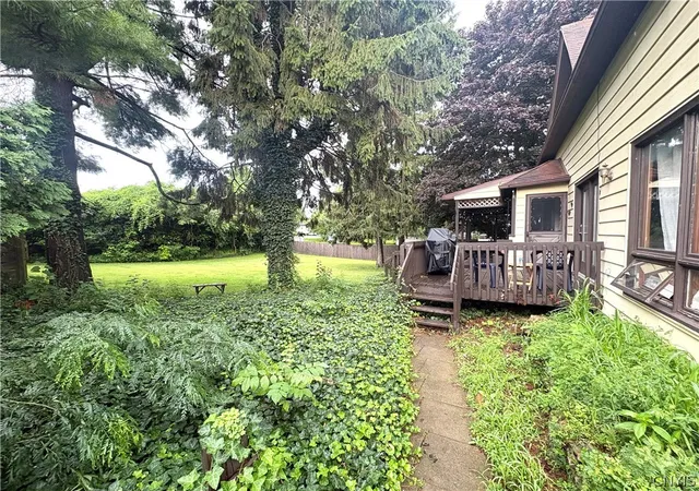 Photo 3 of House for sale at 159 Washington St, Auburn, NY 13021 | MLS# S1701104 | Listing updated on 2026-08-03