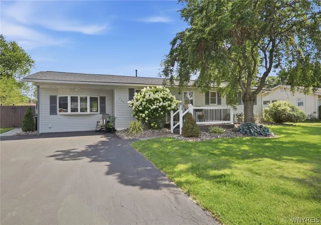 3rd image of 545 Northfield Dr, Porter, NY 14174 | MLS# B1701174