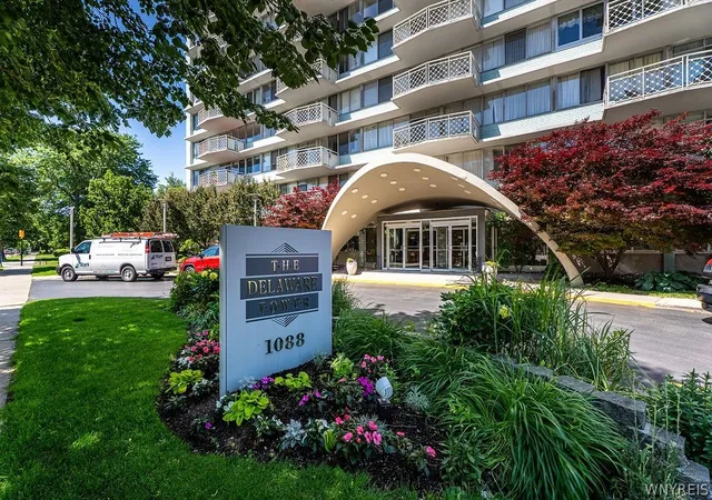 2nd image of 1088 Delaware Ave #3F, Buffalo, NY 14209 | MLS# B1703957