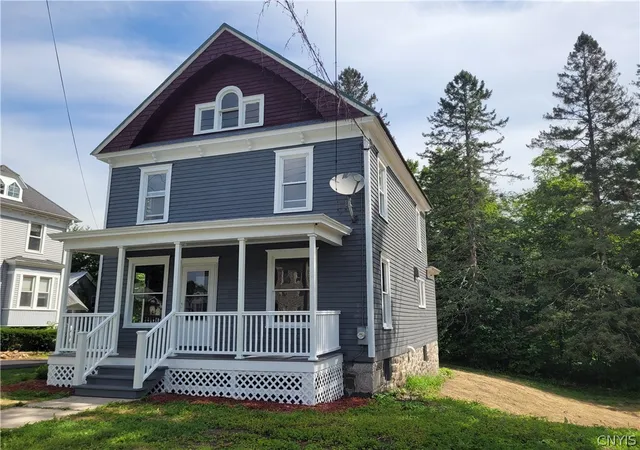 3rd image of 29 Van Buren St, Dolgeville, NY 13329 | MLS# S1703942