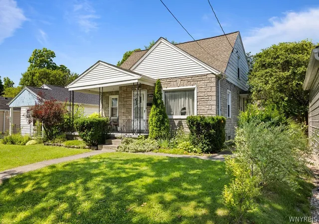 22nd image of 3924 Bell St, Niagara Falls, NY 14305 | MLS# B1703487