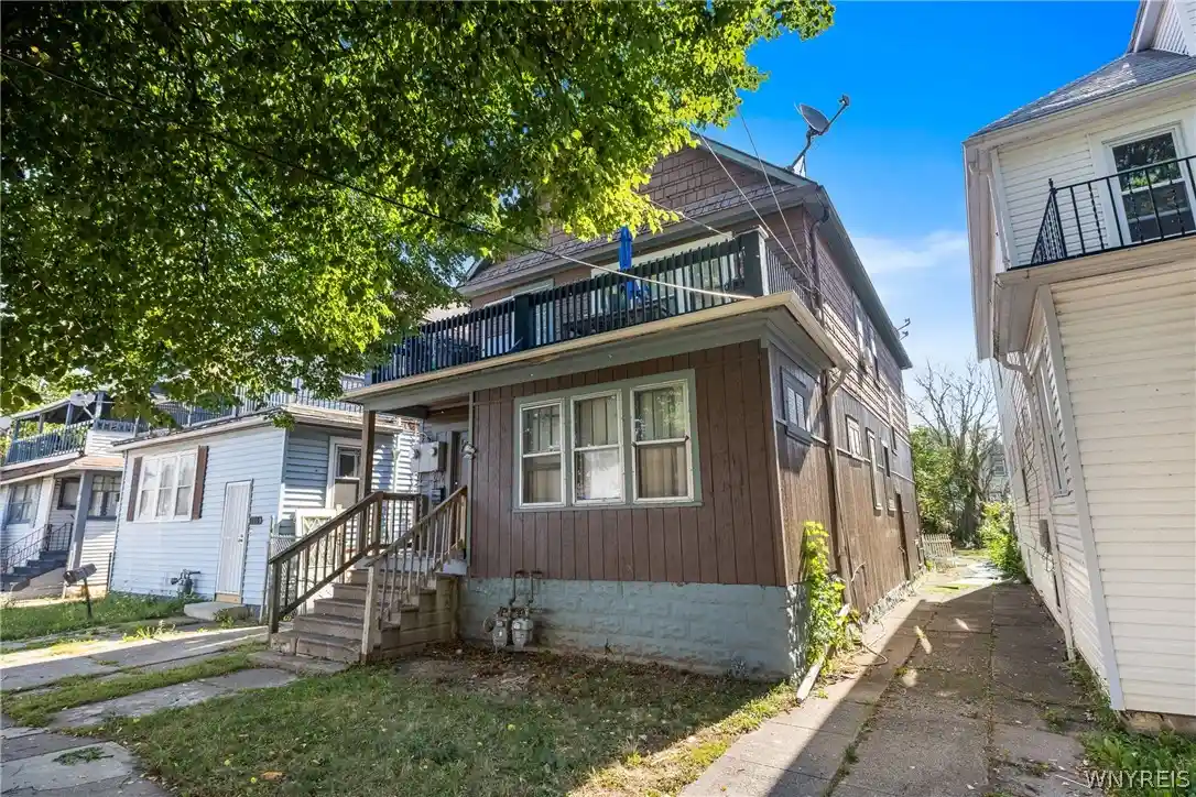 Listing Photo 1 - Condo for sale in 109 Clarence Ave located at 109 Clarence Ave, Buffalo, NY 14215 - Unit 109 Clarence Ave