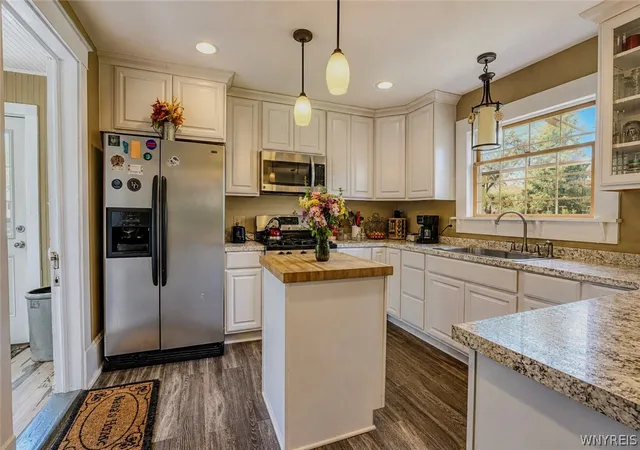 Photo 5 of Single family home for sale at 420 Court St, Little Valley, NY 14755 | MLS# B1702447 | Listing updated on 2026-08-03