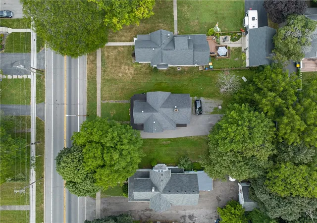 46th image of 92 South Ave, Webster, NY 14580 | MLS# R1700904