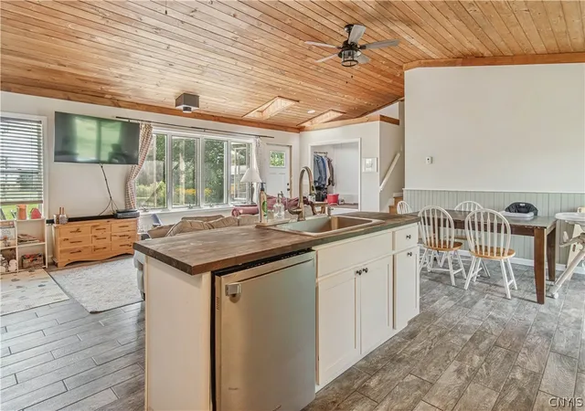 4th image of 20432 S Shore Rd, Three Mile Bay, NY 13693 | MLS# S1703677