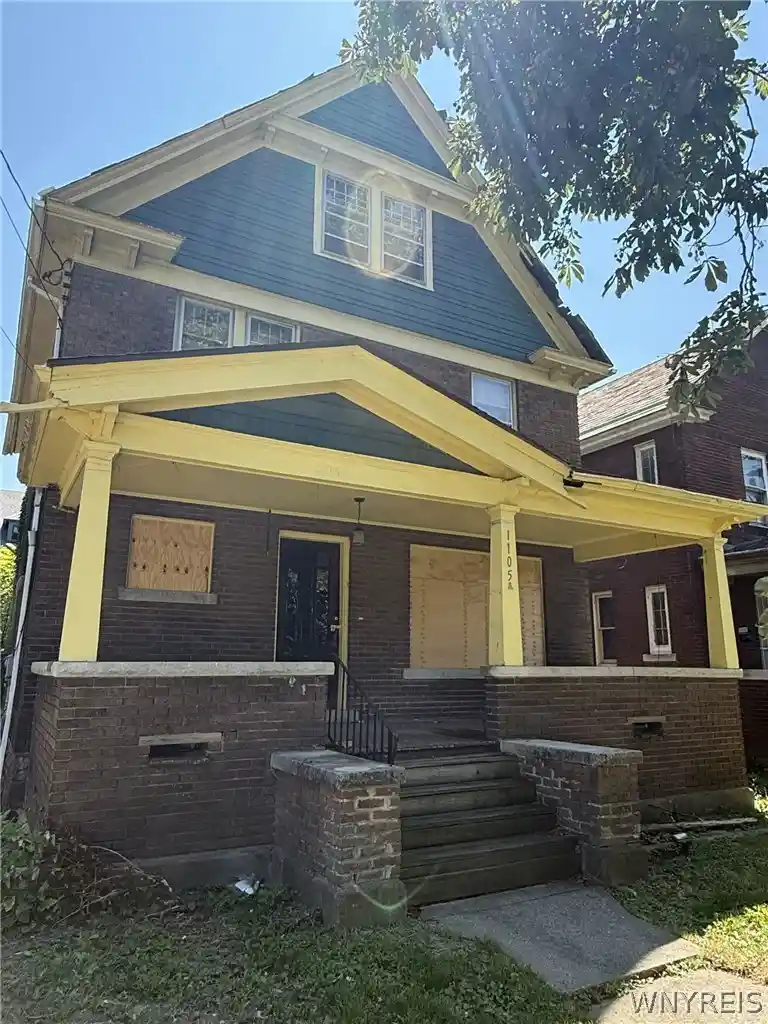 Photo 1 of Single family home for sale at 1105 Cleveland Ave, Niagara Falls, NY 14305 | MLS# B1702548 | Listing updated on 2026-09-17