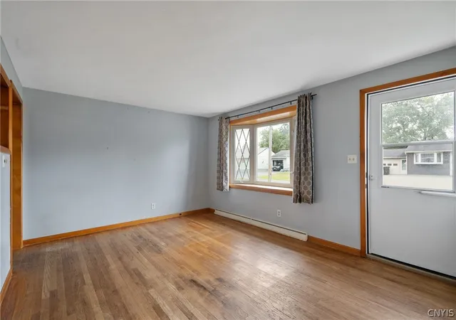 3rd image of 103 Albernathy St, Salina, NY 13088 | MLS# S1703793