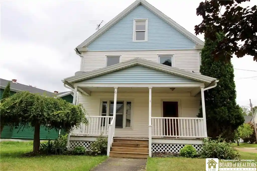 Photo 1 of Single family home for sale at 71 Linwood Ave, Jamestown, NY 14701 | MLS# R1703905 | Listing updated on 2026-10-21