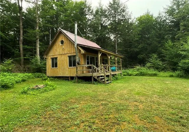 3rd image of 164 Covell Ln, Mc Donough, NY 13801 | MLS# R1703454