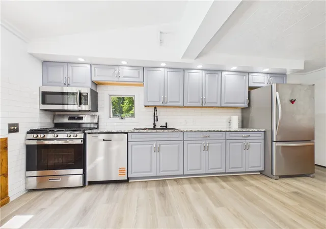 4th image of 2851 Elmwood Ave, Brighton, NY 14618 | MLS# R1703758