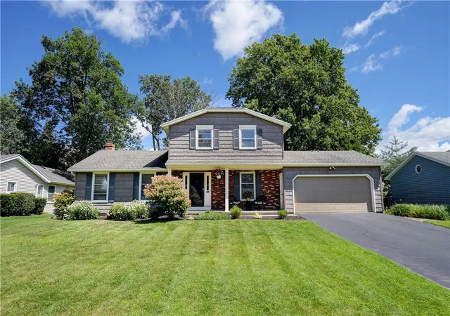 1st image of 40 Red Rock Cir, Greece, NY 14626 | MLS# R1702686