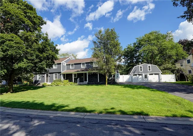 2nd image of 10 Hunters Ln, Brighton, NY 14618 | MLS# R1703636
