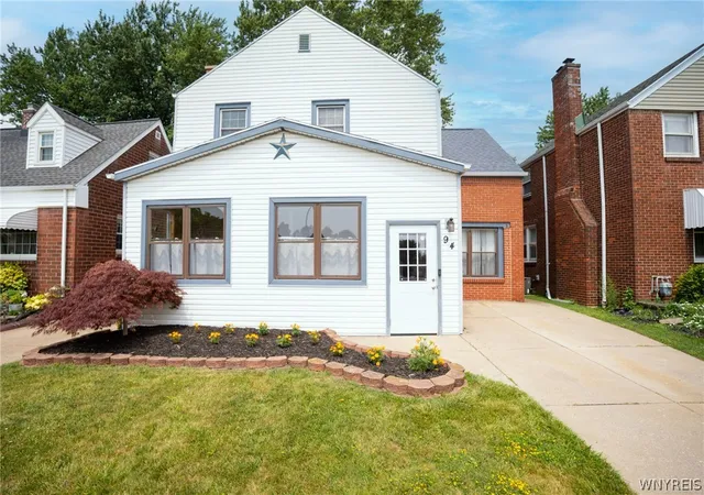 4th image of 94 Ridgewood Rd, Buffalo, NY 14220 | MLS# B1703926