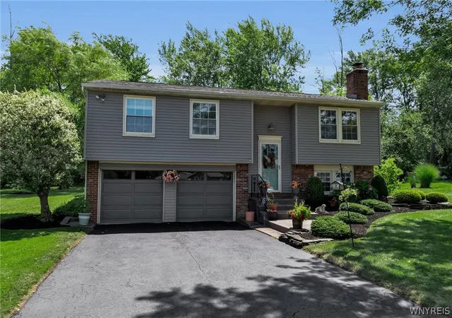1st image of 3617 Connie Trail, Hamburg, NY 14219 | MLS# B1703838