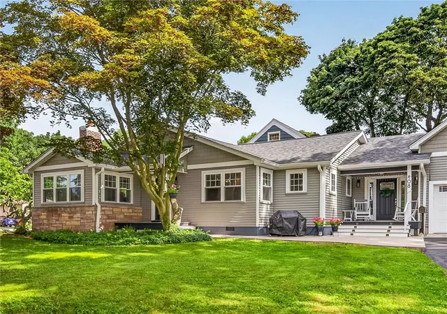 2nd image of 108 Mayflower Dr, Brighton, NY 14618 | MLS# R1703479