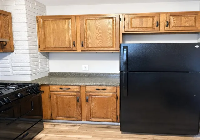 5th image of 144 Wyndham Rd, Rochester, NY 14612 | MLS# R1704006