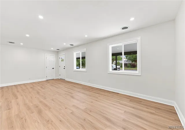 5th image of 454 Campus Dr, Amherst, NY 14226 | MLS# B1703671