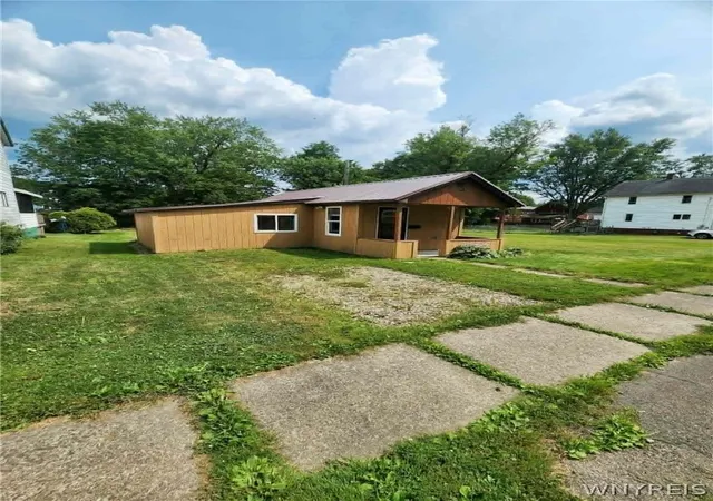 Photo 1 of Single family home for sale at 170 Highland Ave, Salamanca, NY 14779 | MLS# B1703886 | Listing updated on 2026-08-04