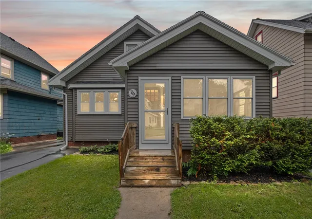 1st image of 76 Eastview Ave, Irondequoit, NY 14609 | MLS# R1703702