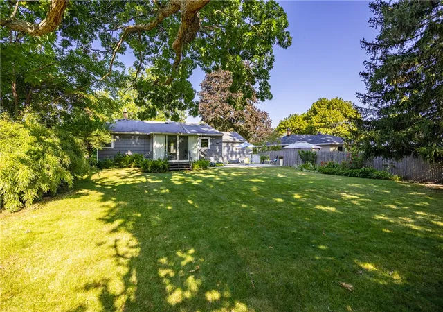 4th image of 32 Morrow Dr, Greece, NY 14616 | MLS# R1703879