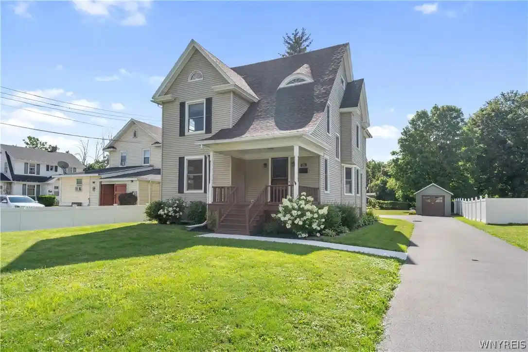 Photo 1 of Sale Pending at 215 S Main St, Warsaw, NY 14569 | MLS# B1703921 | Listing updated on 2026-09-30