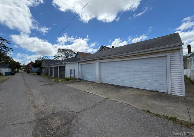 47th image of 2486 Pierce Ave, Niagara Falls, NY 14301 | MLS# B1704361