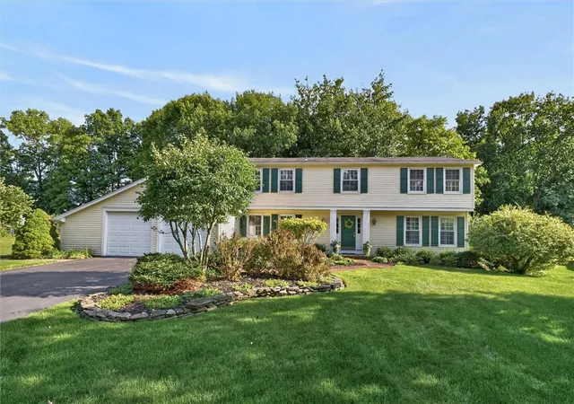1st image of 103 Stuyvesant Rd, Pittsford, NY 14534 | MLS# R1703357