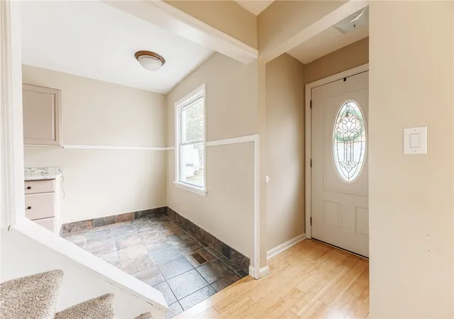4th image of 752 Bennington Dr, Greece, NY 14616 | MLS# R1704328