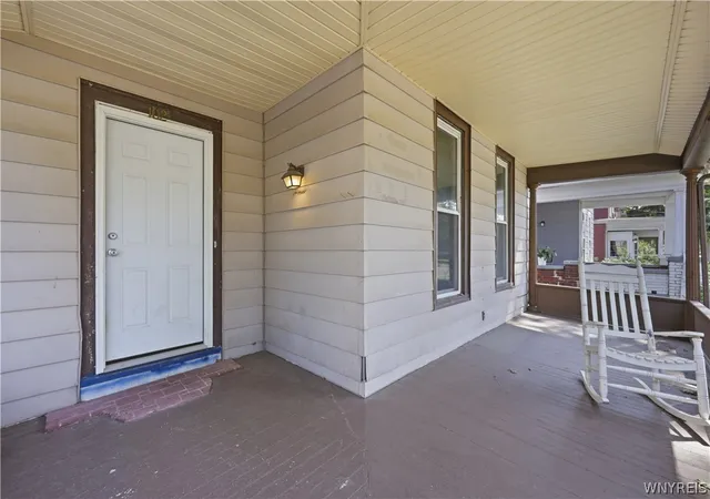 3rd image of 102 Elmwood Ave, Lockport City, NY 14094 | MLS# B1704406