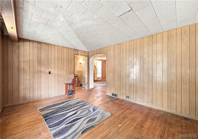 5th image of 102 Elmwood Ave, Lockport City, NY 14094 | MLS# B1704406