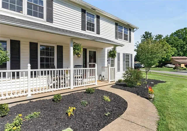 5th image of 191 Creighton Ln, Greece, NY 14612 | MLS# R1704378