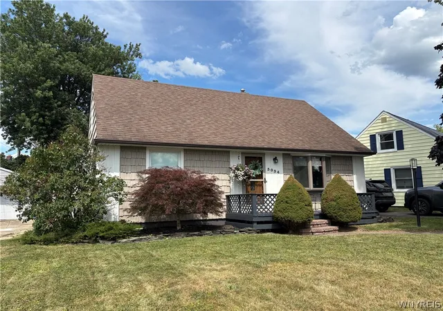 1st image of 3034 Walbridge Dr, Hamburg, NY 14075 | MLS# B1702266