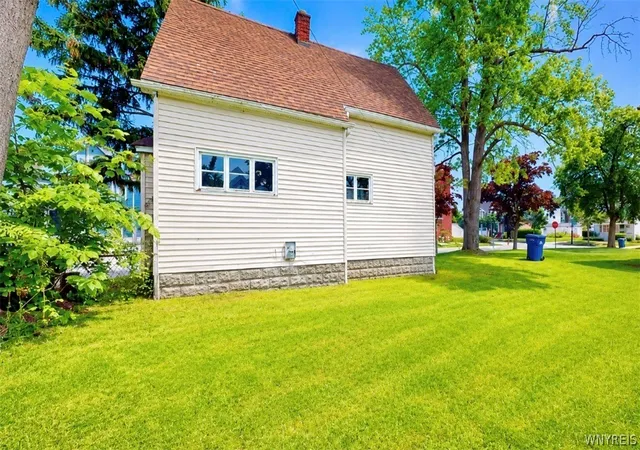 4th image of 173 Hedley Pl, Buffalo, NY 14208 | MLS# B1699822