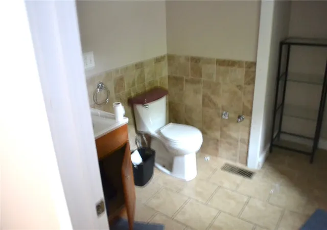 14th image of 20 Reynolds Ave, Cortland, NY 13045 | MLS# R1702489