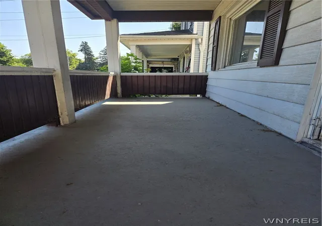 3rd image of 1869 Cleveland Ave, Niagara Falls, NY 14305 | MLS# B1704466