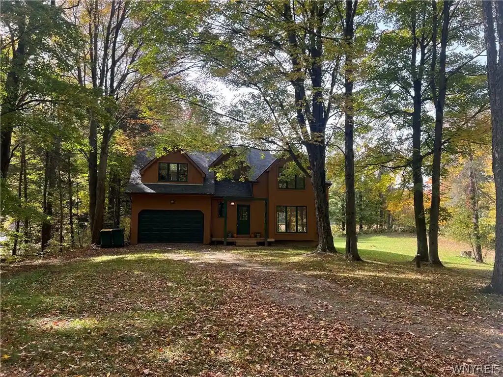 Photo 1 of Single family home for sale at 2830 Pee Dee Rd, Bliss, NY 14024 | MLS# B1704530 | Listing updated on 2026-10-12