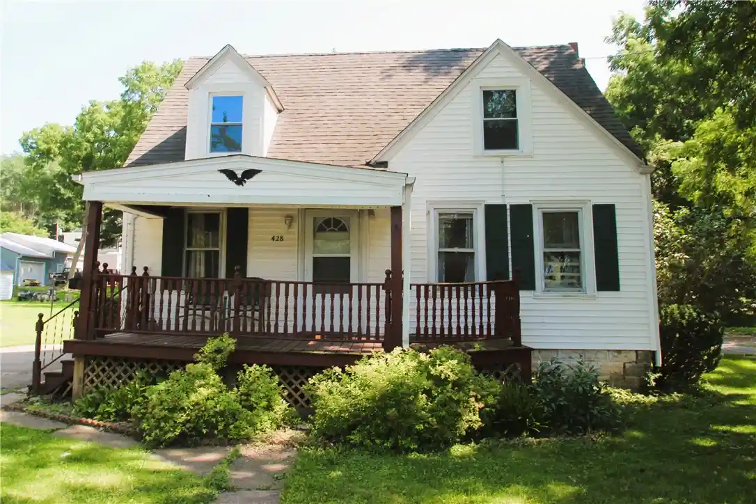 Photo 1 of Sale Pending at 428 Clinton St, Lockport, NY 14094 | MLS# R1704918 | Listing updated on 2026-10-02
