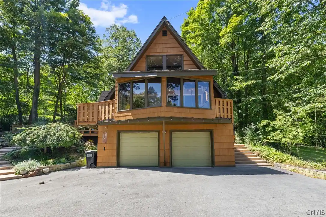 Photo 1 of Sale Pending at 5303 Onondaga Rd, Camillus, NY 13031 | MLS# S1703682 | Listing updated on 2026-10-20