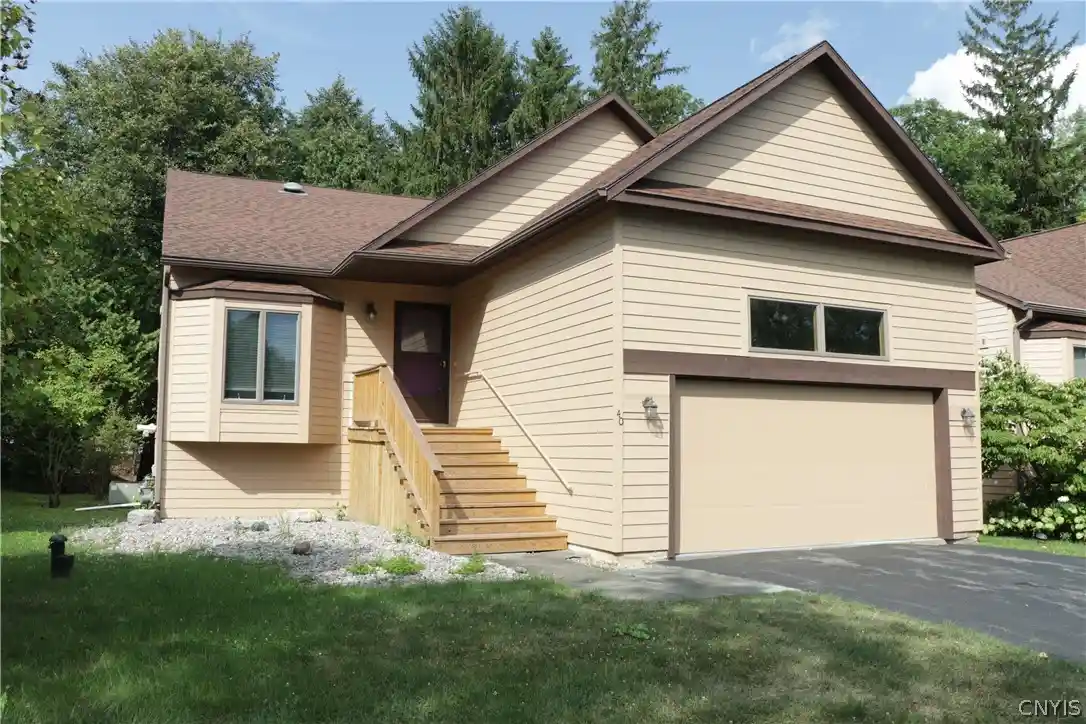 Photo 1 of Single family home for sale at 40 Nursery Ln, Syracuse, NY 13210 | MLS# S1705125 | Listing updated on 2026-09-25