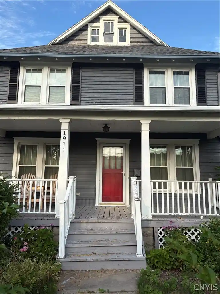 Photo 1 of Single family home for sale at 1911 S Geddes St, Syracuse, NY 13207 | MLS# S1704762 | Listing updated on 2026-08-09